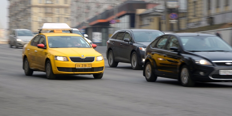 Сколько стоит без дела таксист в Москве: есть конкретная цифра