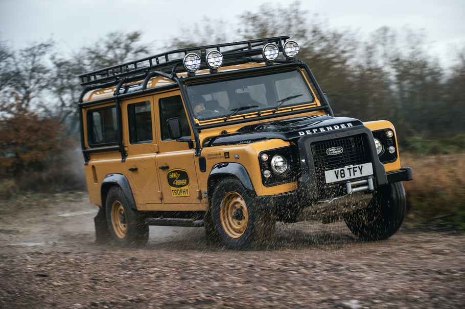 Land Rover выпустит старый рамный Defender за 20 млн рублей