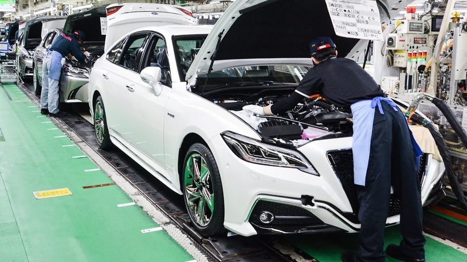 Японские заводы Toyota встали из за мощного землетрясения
