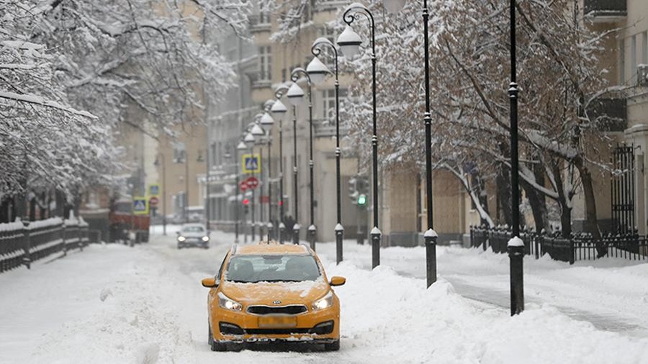 Как таксисты зарабатывали на снегопаде