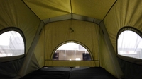 Mitsubishi придумала надувную палатку для L200